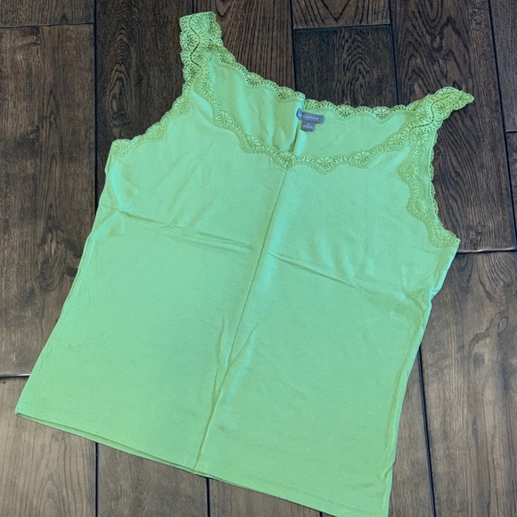 ⭐️2 for $20⭐️Ann Taylor Cami - Picture 3 of 5